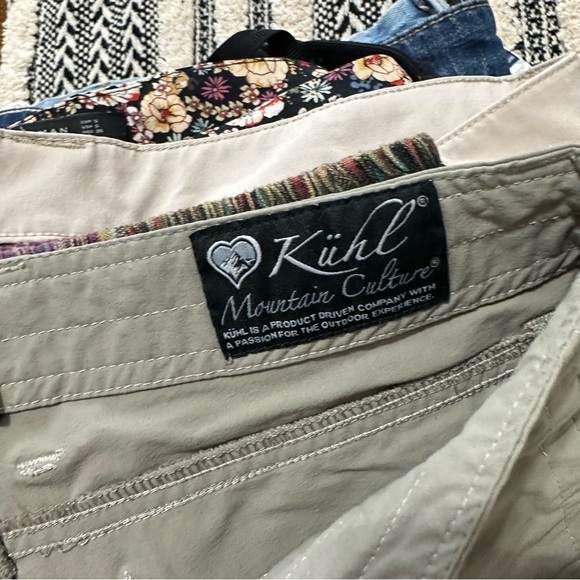 Kuhl women’s tan mountain culture woven stretch hiking outdoor shorts size 6 - Picture 3 of 4